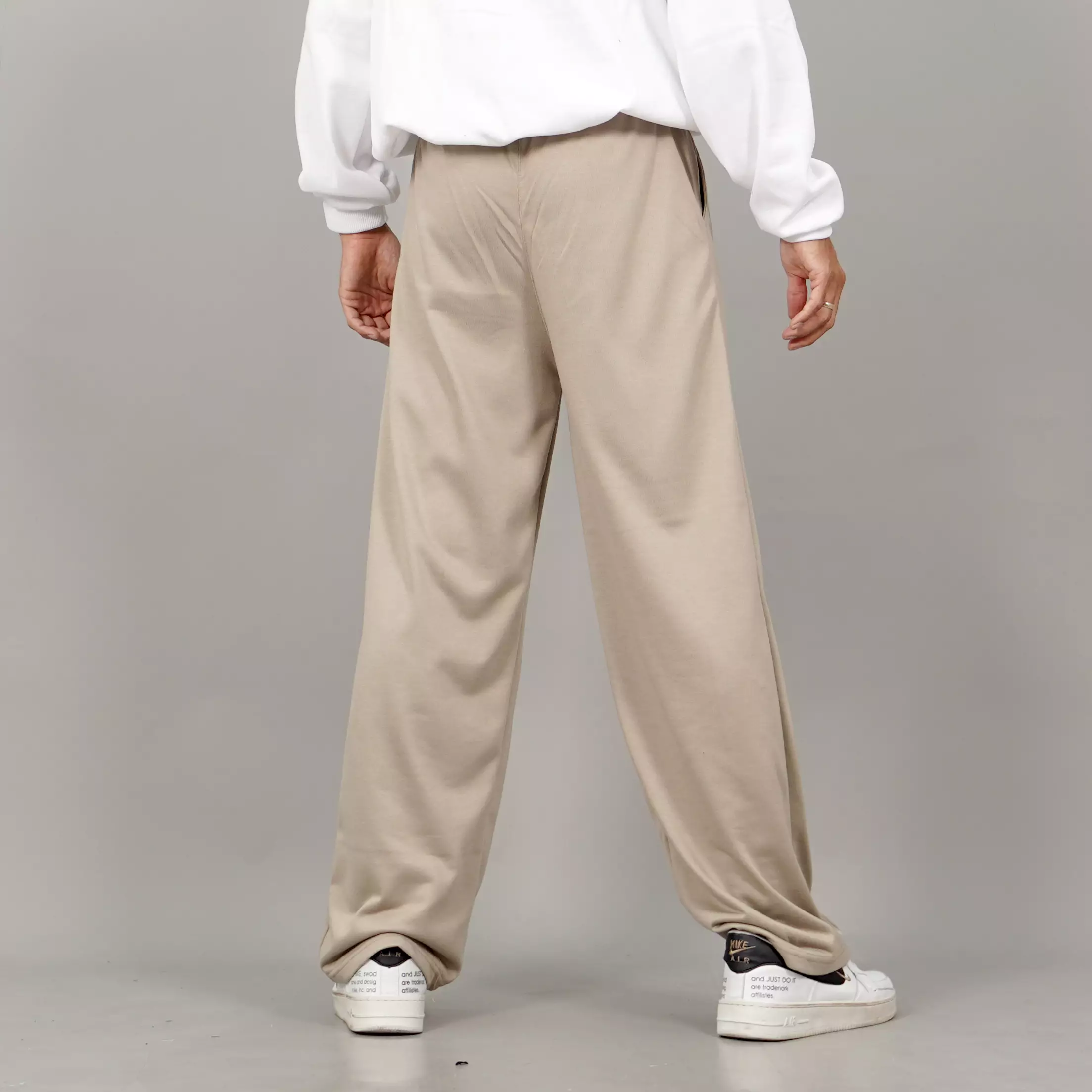 RIO Baggy Pants Pria Loose Pants Pria Celana Panjang Longgar Pria - Krem