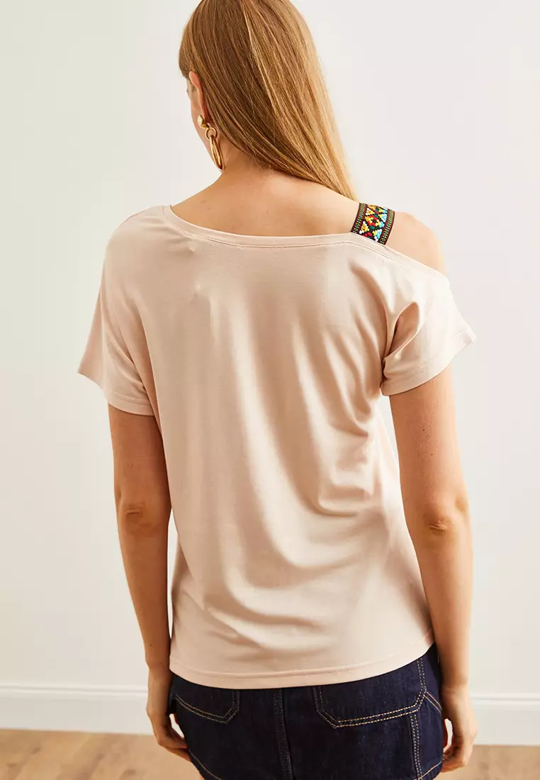 Women's One Shoulder Ethnic Garnished Blouse BLZ-19000194