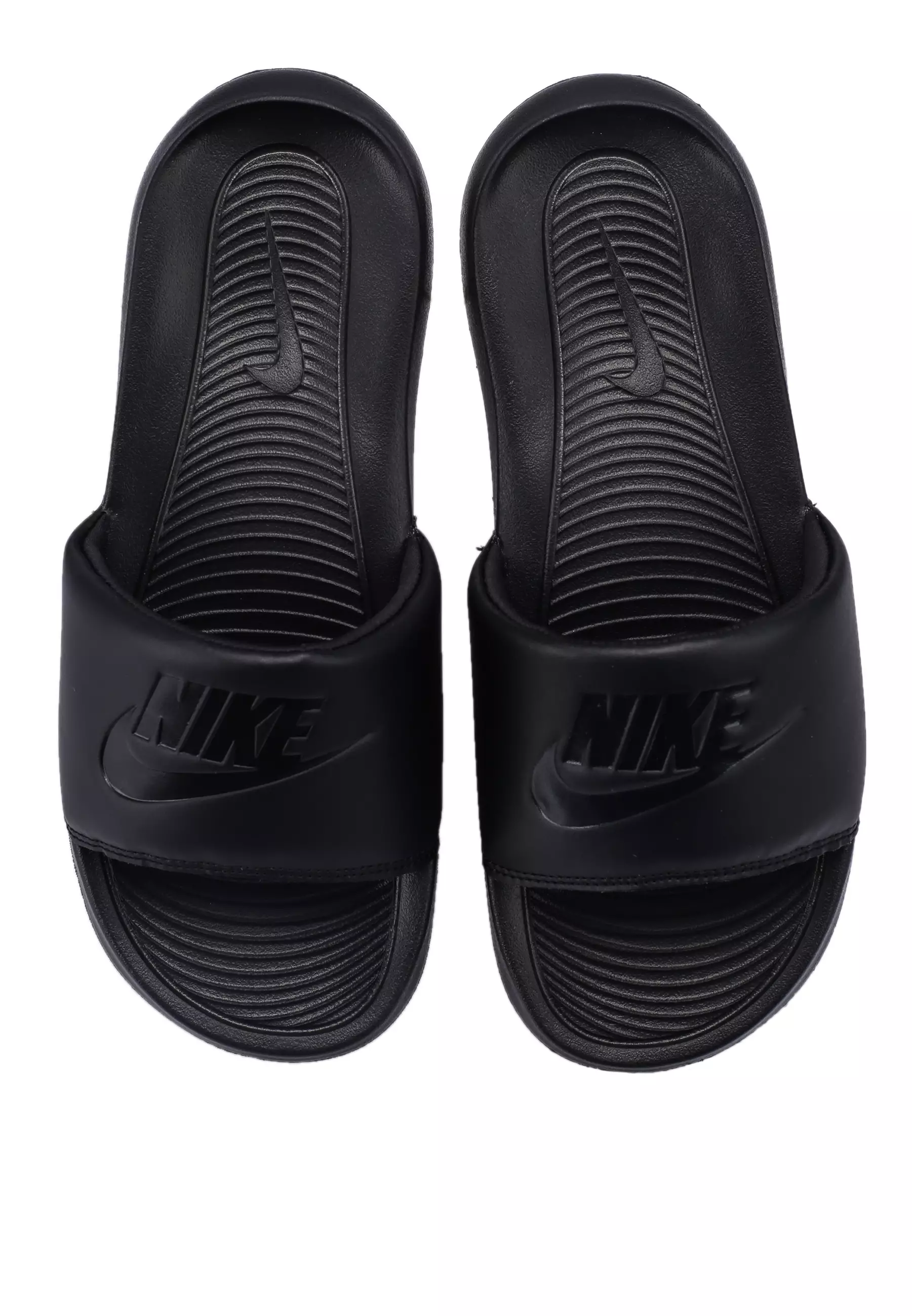Nike Victori One