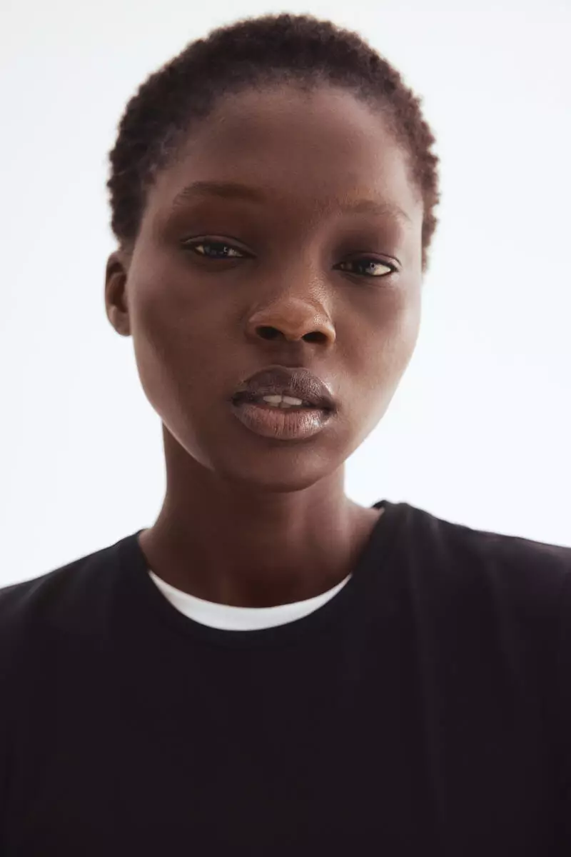 Fitted microfibre T-shirt