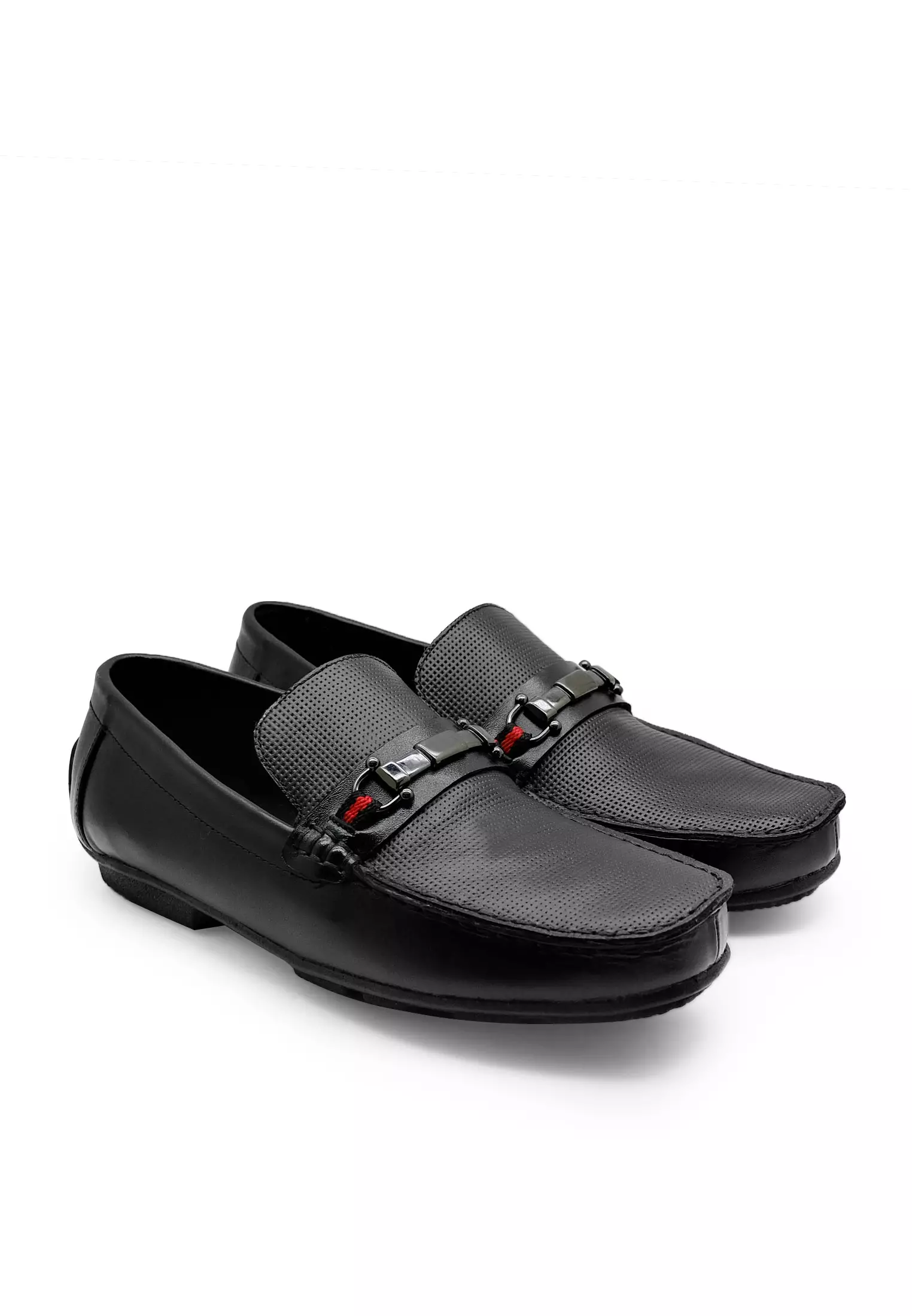Bobby Sepatu Slip On Pria Moccasin Loafer Kulit Asli