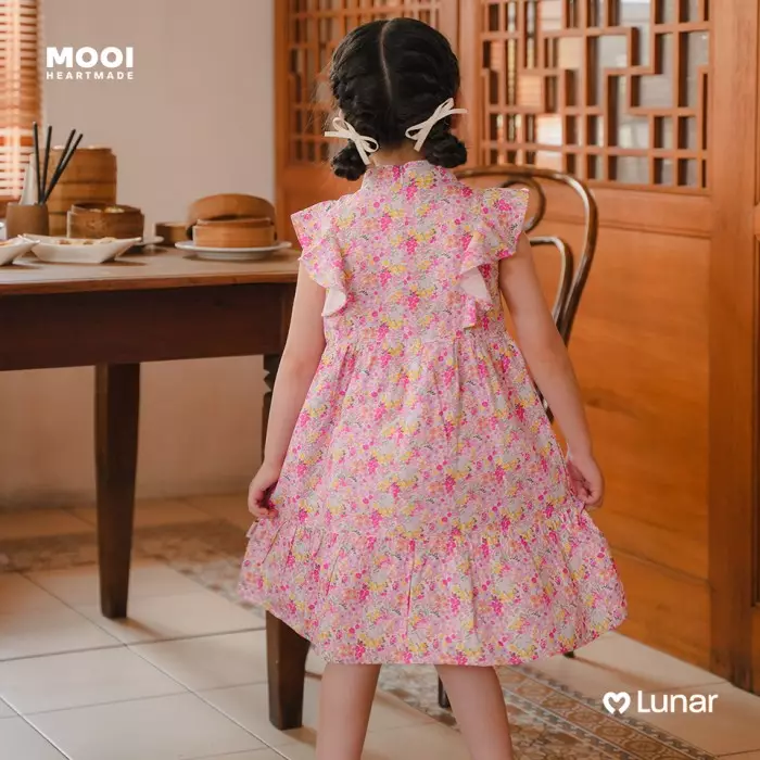 Mooi Dress Anak Perempuan Lunar Collection Daisy Cheongsam Dress - Sunny Lime
