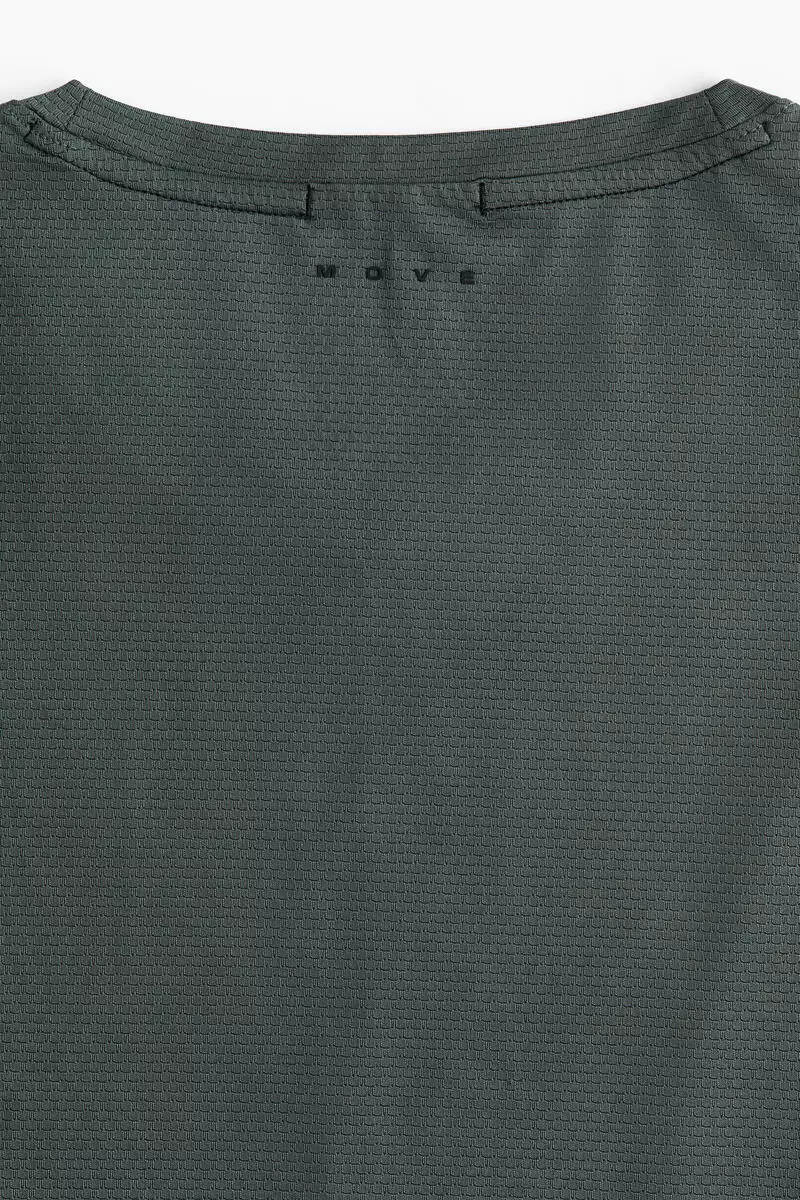 Regular Fit Sports vest top with DryMove™