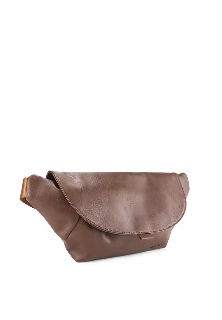 Distressed Leather Rogue Belt Bag