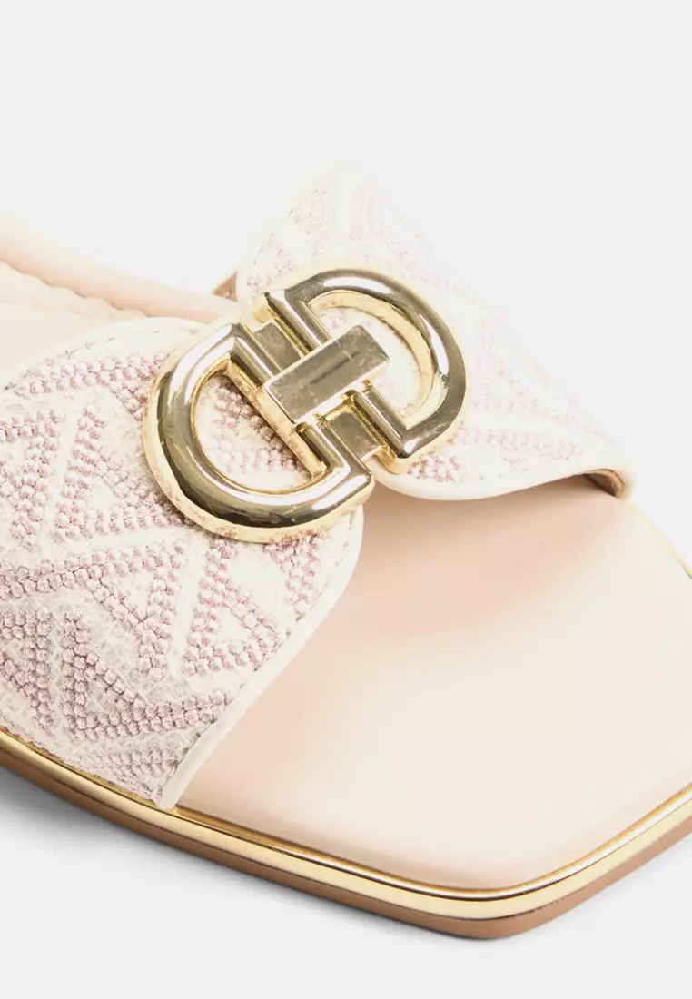 Bellenor Flat Sandals