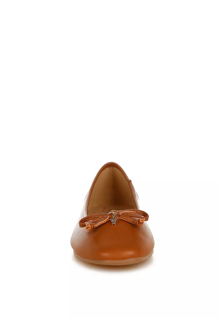 Faux Leather Casual Ballerinas in Tan