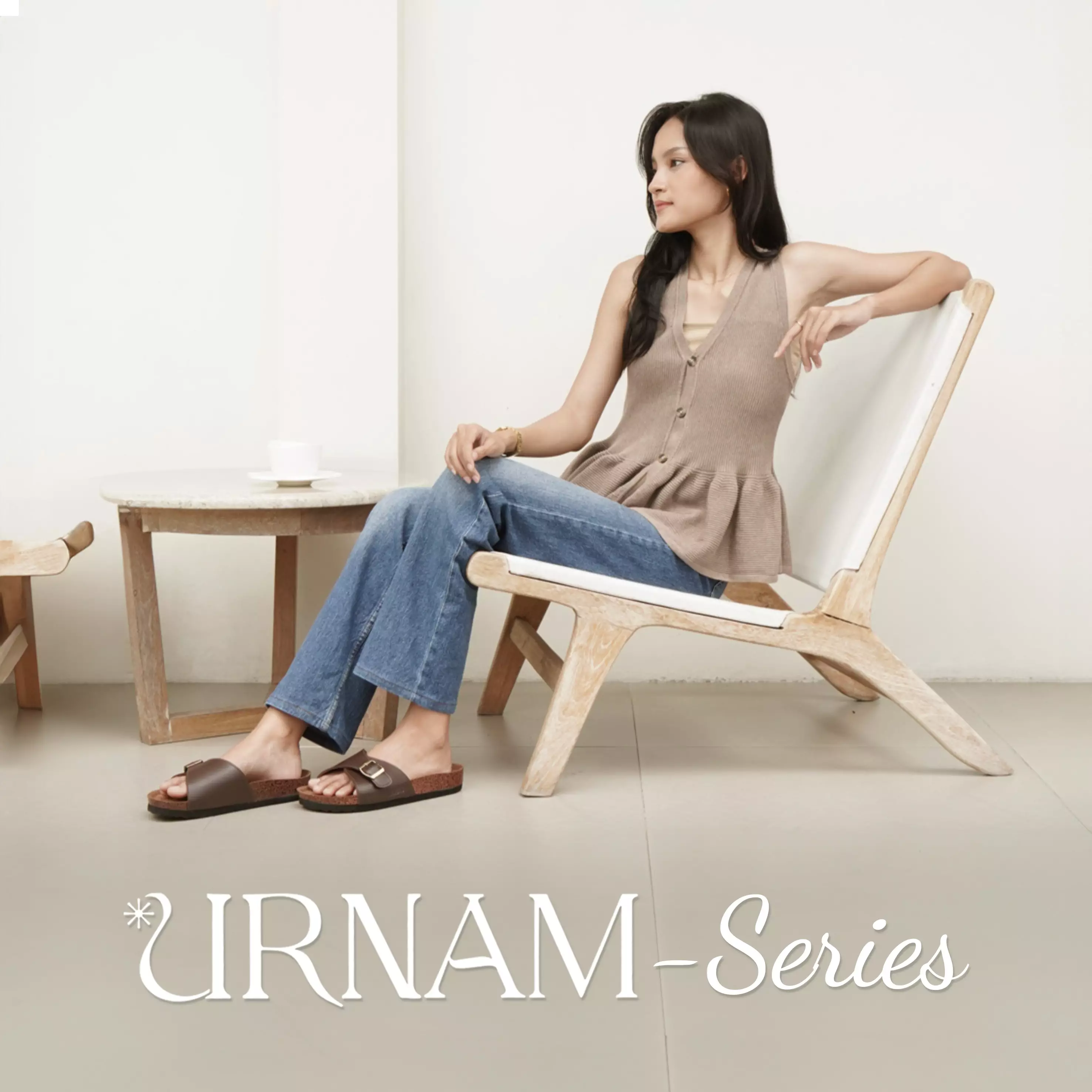 Urnam Sendal Flat Wanita Kasual Anti Slip Nyaman - Brown