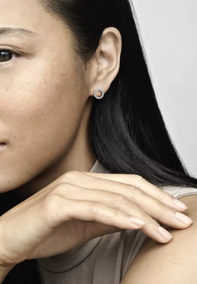 Pandora hotsell ear studs
