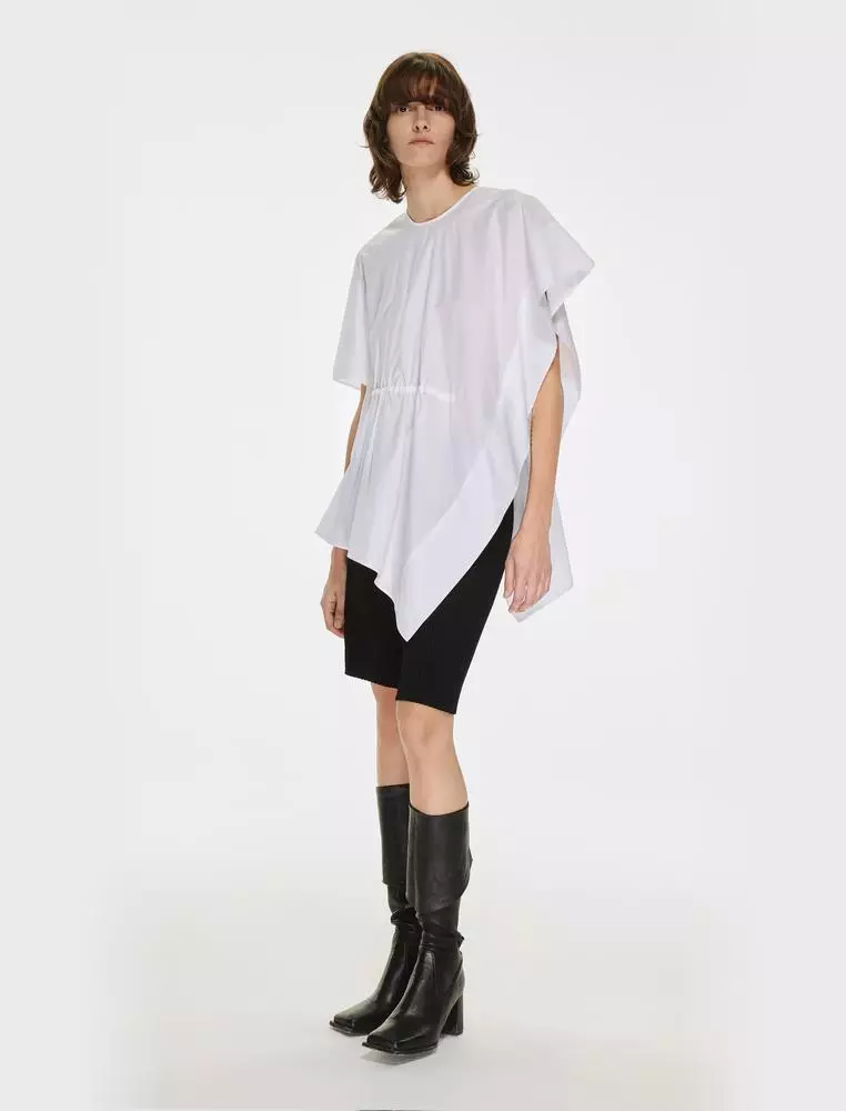 Short-sleeved tops