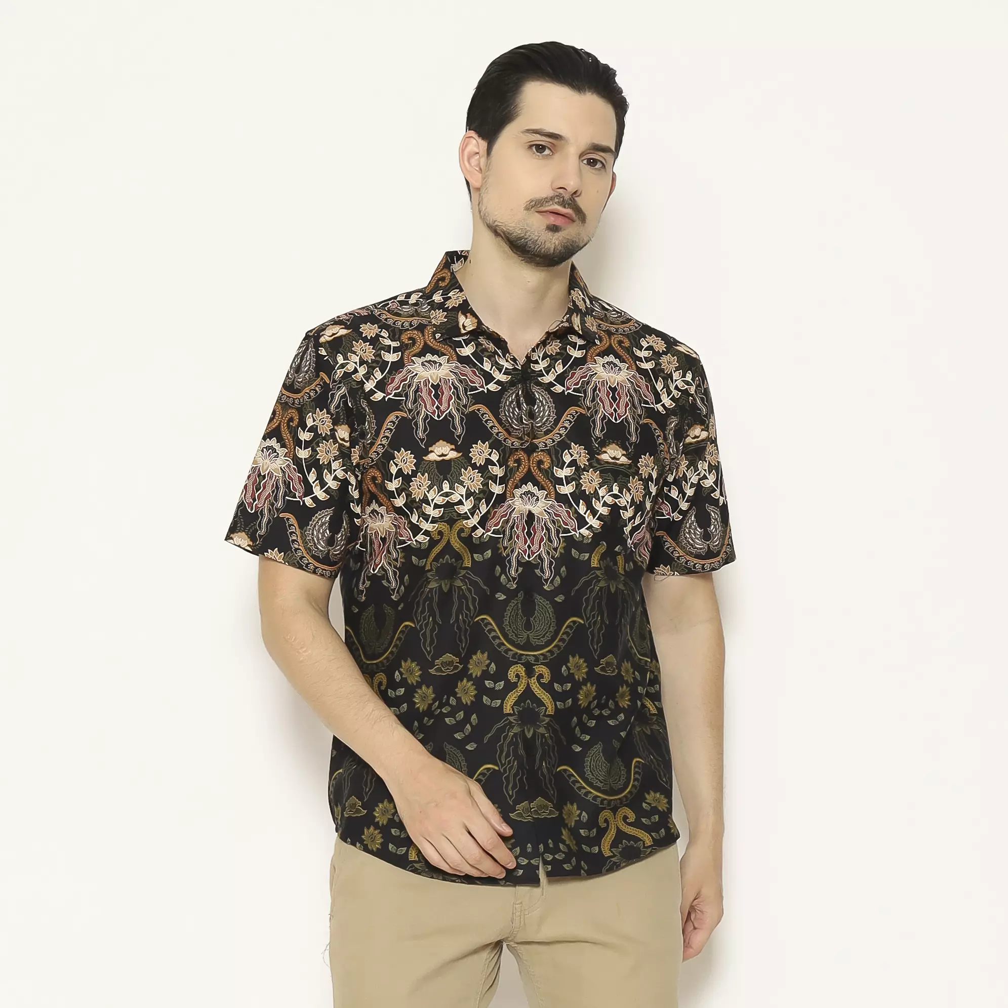 AMK Kemeja Batik Pria Lengan Pendek SHB Bria S/S Black