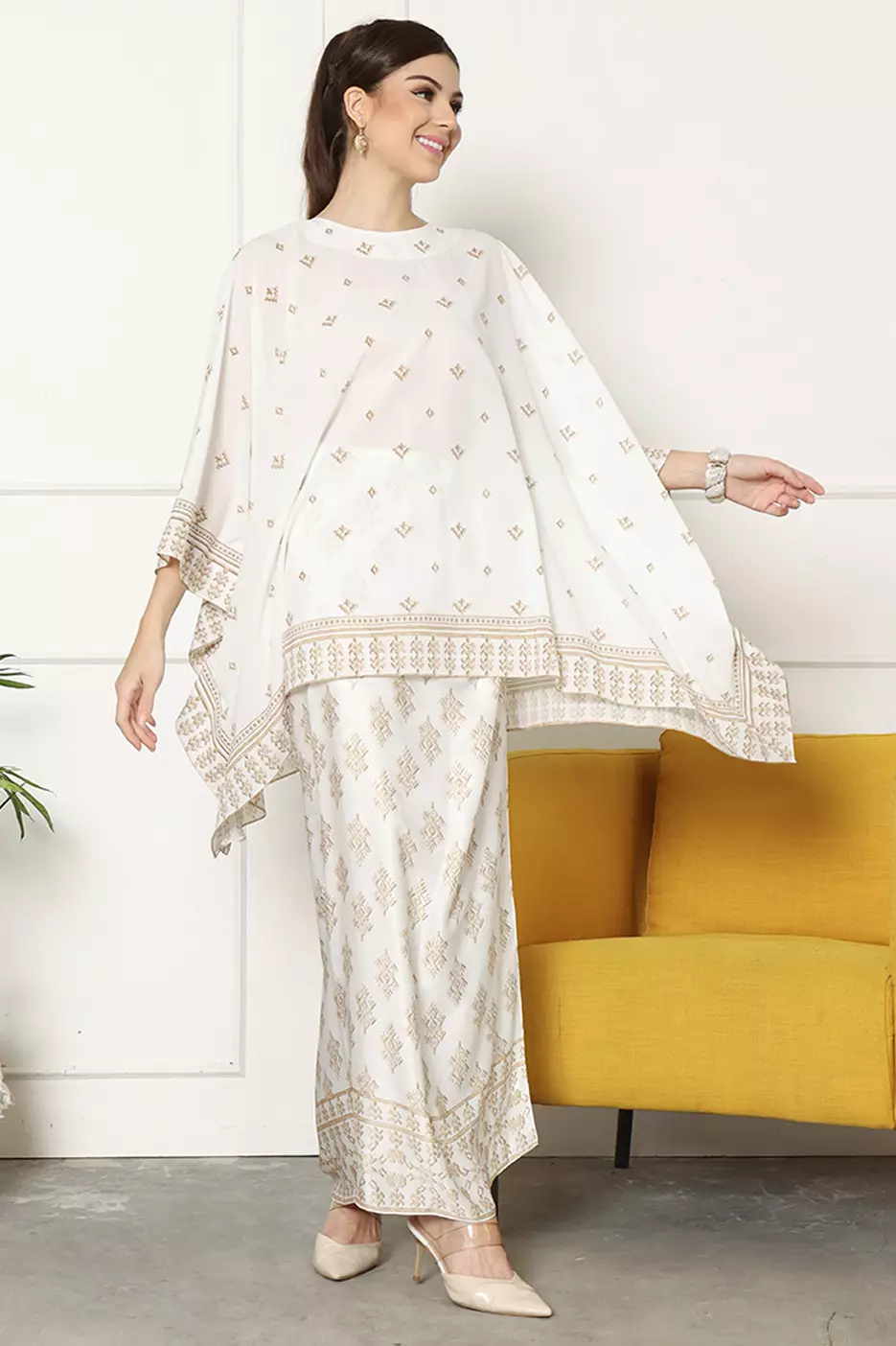 Kanzi Songket R-Neck White Sarong Set