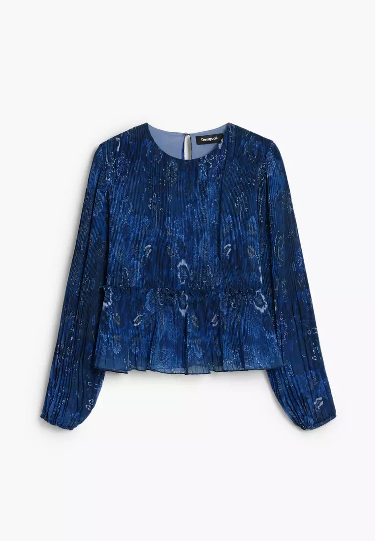 Long-sleeve pleated blouse