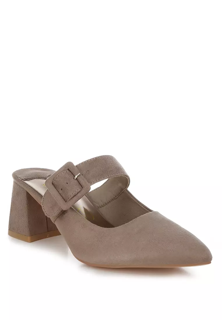 Detail Tali Gesper Sepatu Mules Microfiber Warna Taupe