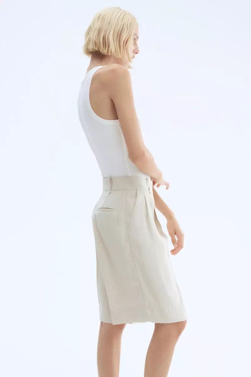 Tailored Bermuda shorts