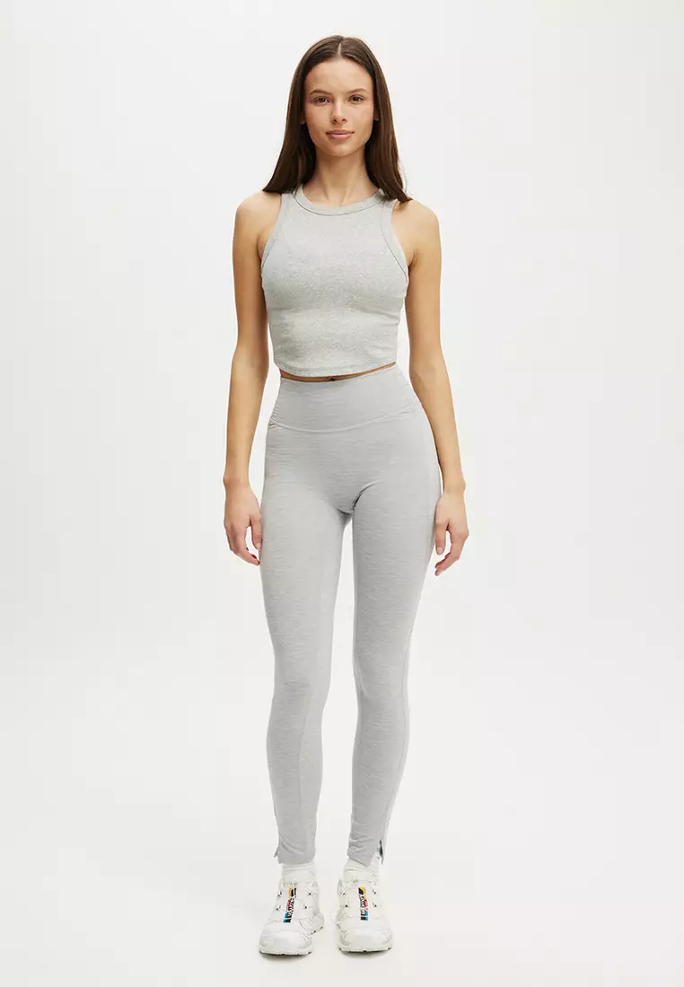 Active Rib Curved Hem Tank