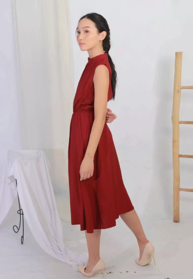 Qeanna Midi Dress Highneck in Red