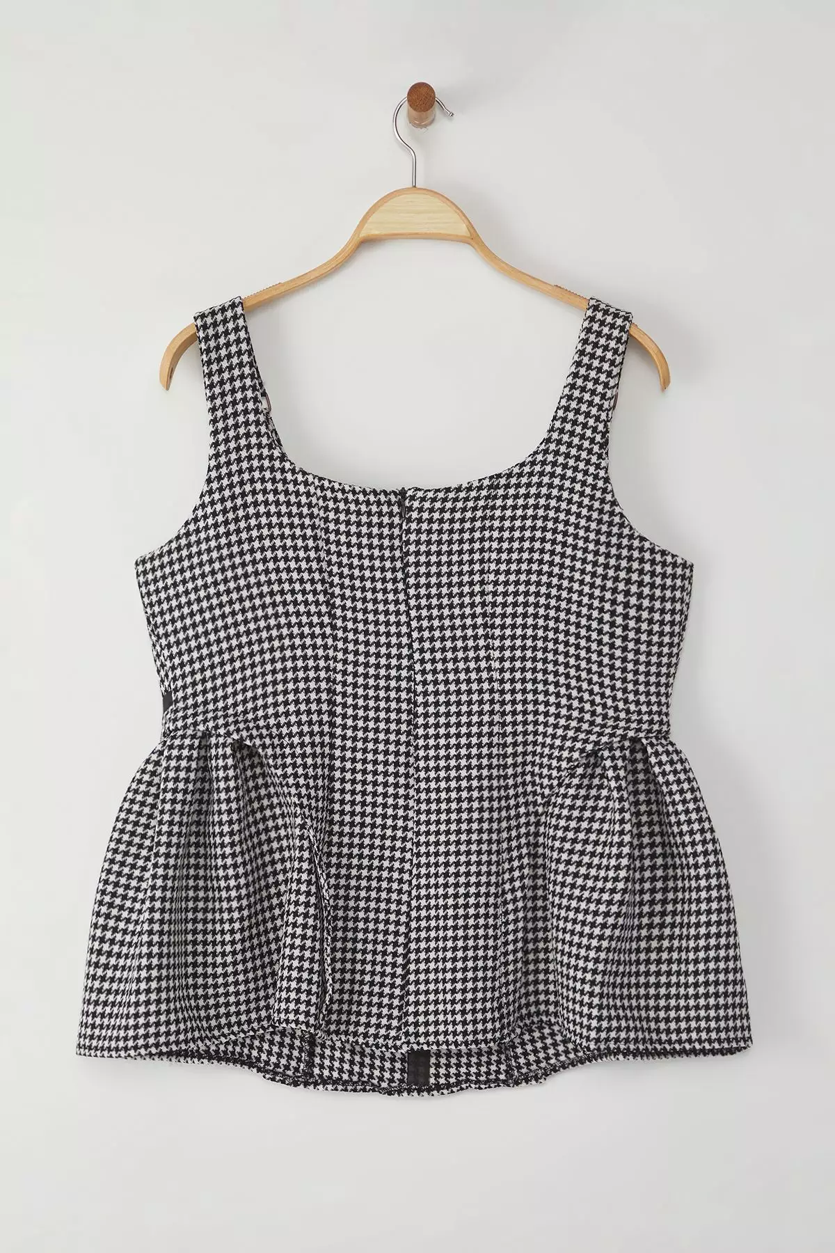 Plus Size Sleeveless Flared Blouse
