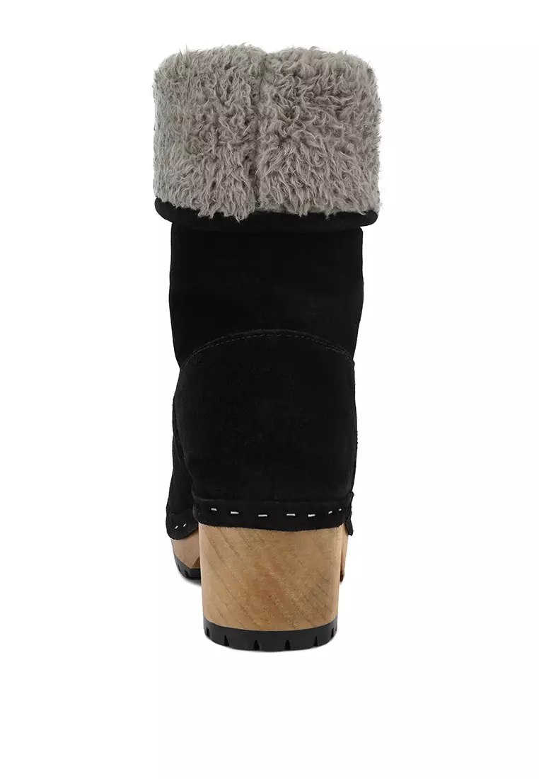 Ugg clog hotsell boots with fur