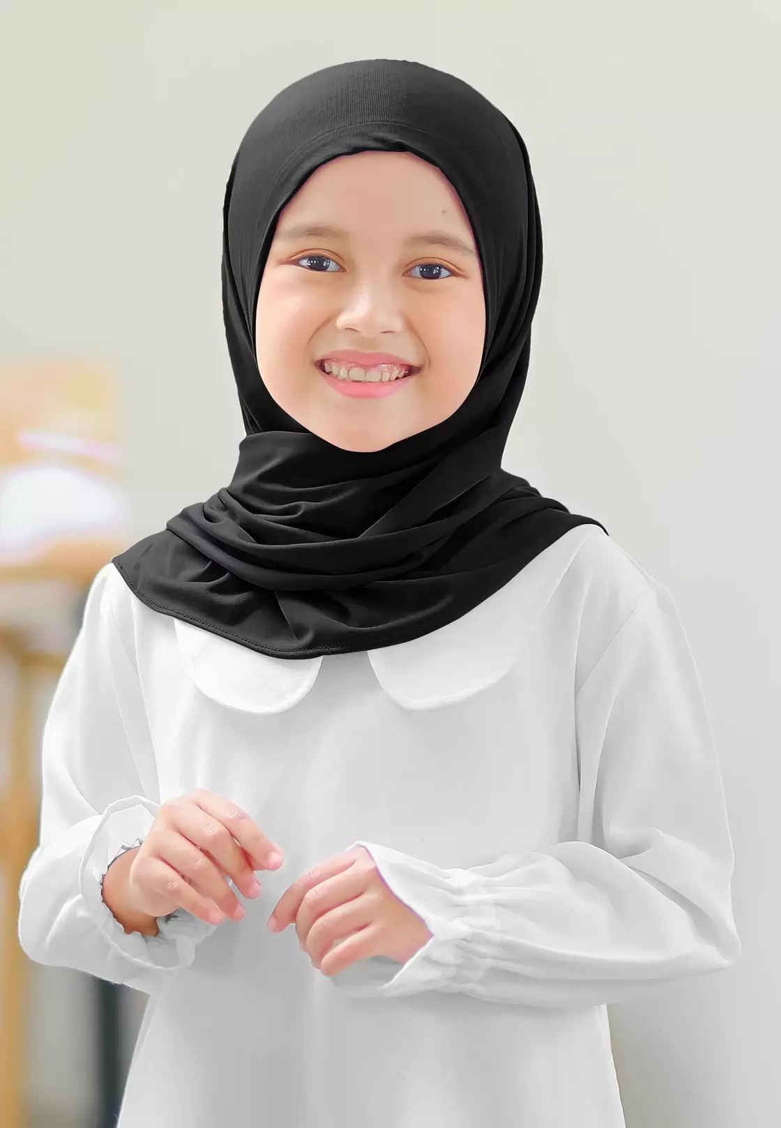 Cotton Bee - Cyra Bergo Kancing | Hijab Instan Anak - Midnight - L