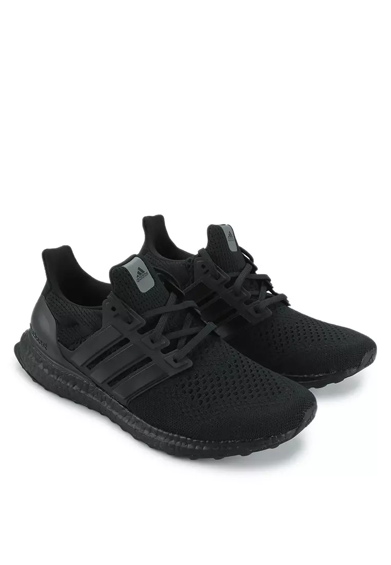 Ultra boost triple shop black hong kong