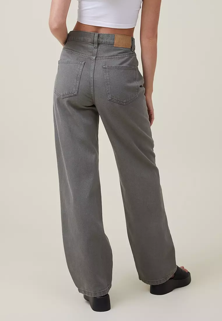 Loose Straight Jeans