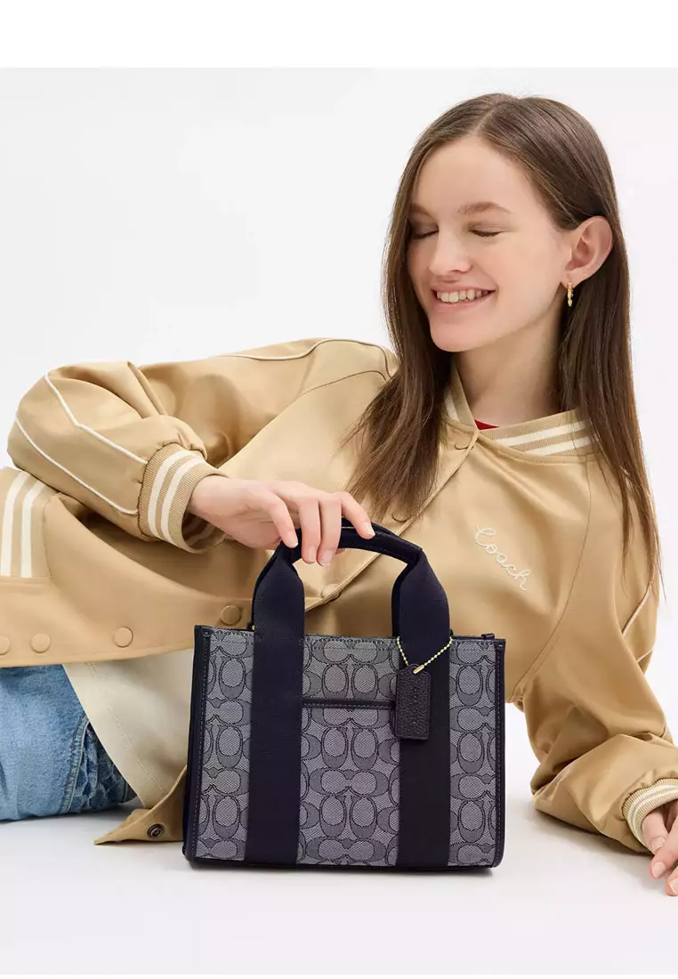 Smith Tote Bag 24 In Signature Jacquard