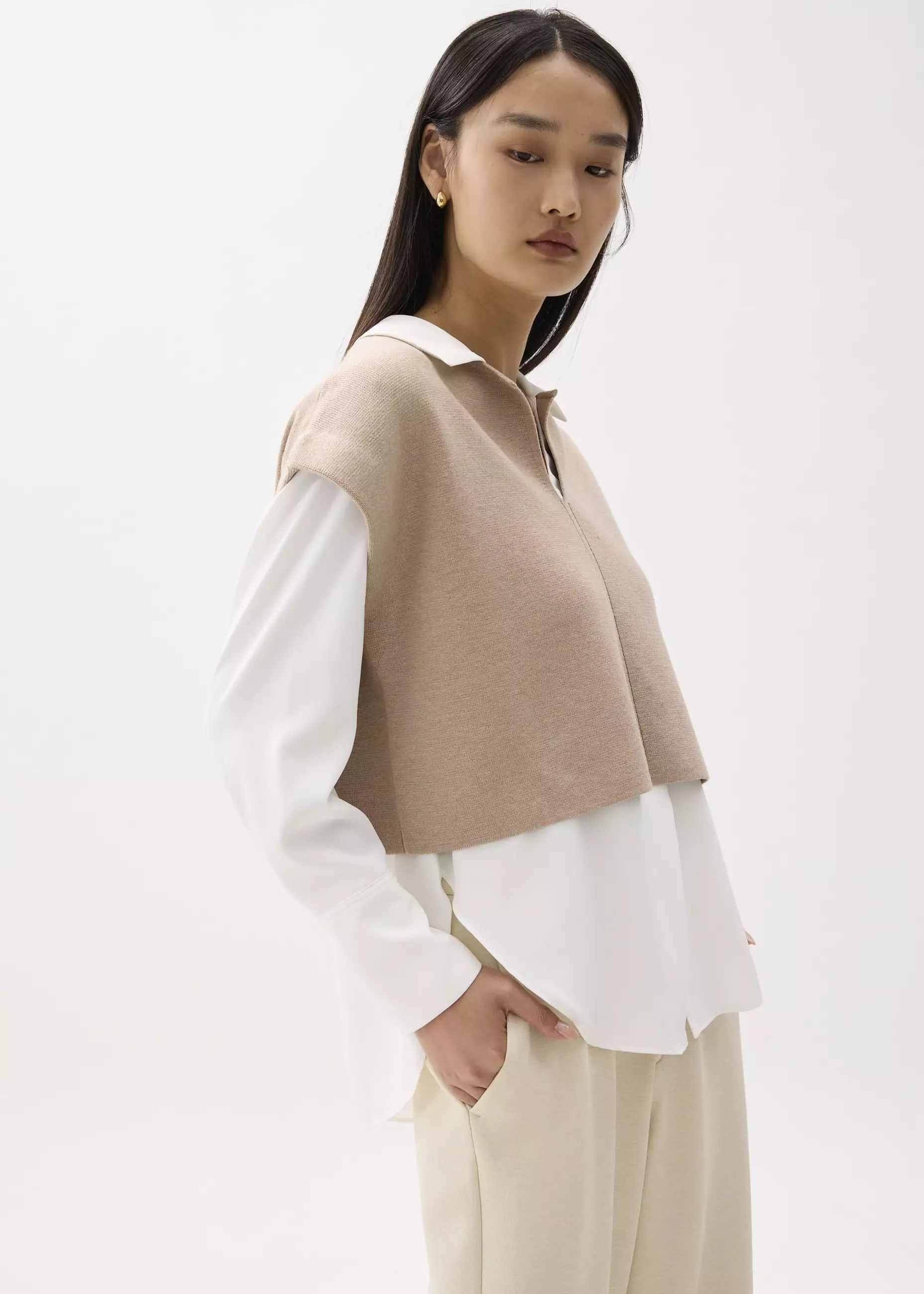 Atasan Wanita - Esha Knit Crop Shell Top