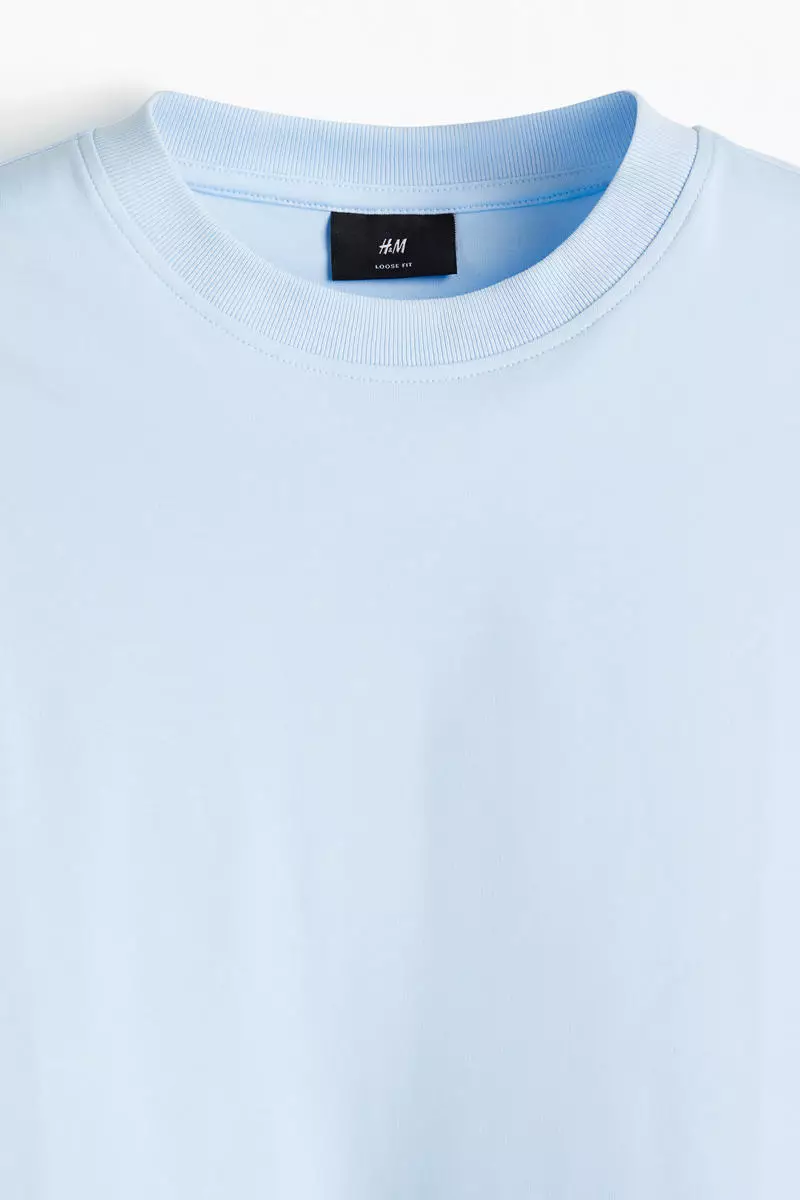 Loose Fit Boxy-style T-shirt