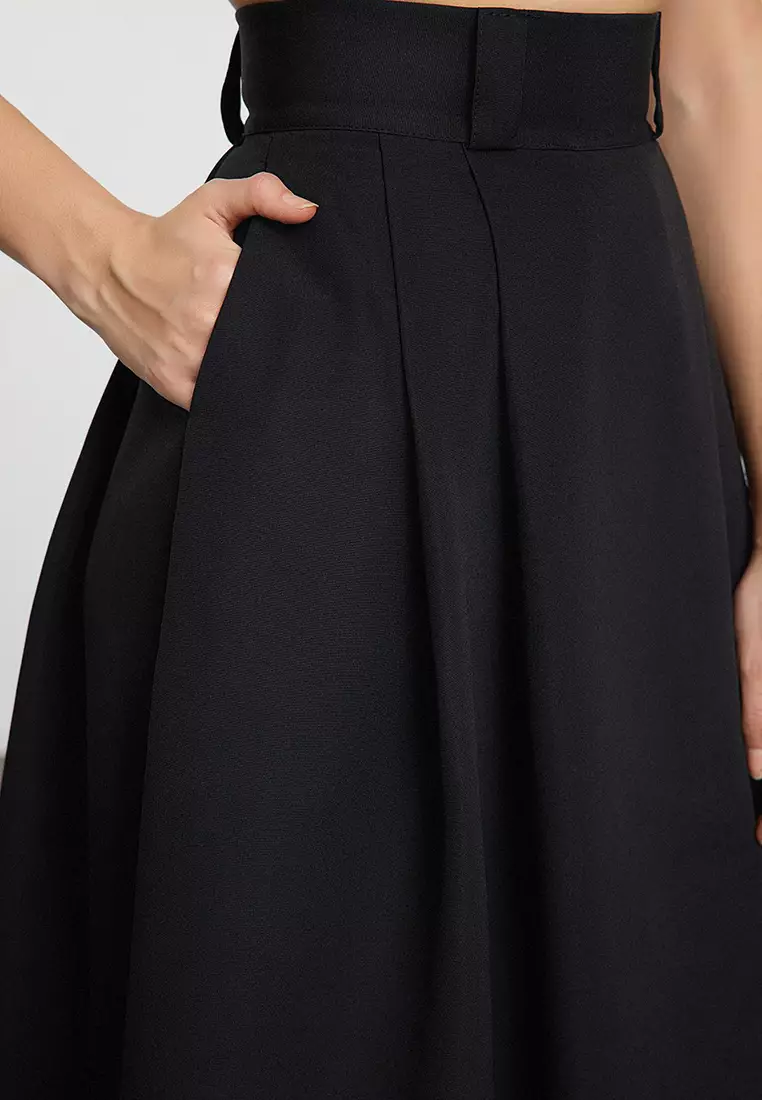Black Pleated Maxi Length Skirt Tedaw25Et00000