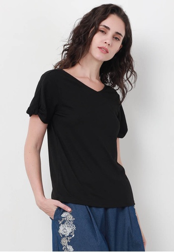 NE Double S black NE Double S V Neckline, Back Neckline Trim with Lace Short sleeve with Twist Knotted Tee E4D3CAA0AFF910GS_1