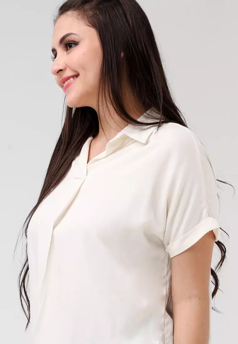 Single Twill Woven Short Sleeves Blouse