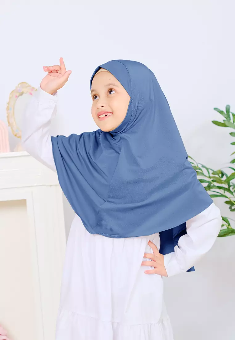 Cotton Bee - Jennaira Bergo Dagu | Hijab Instan Anak Non Pad - M