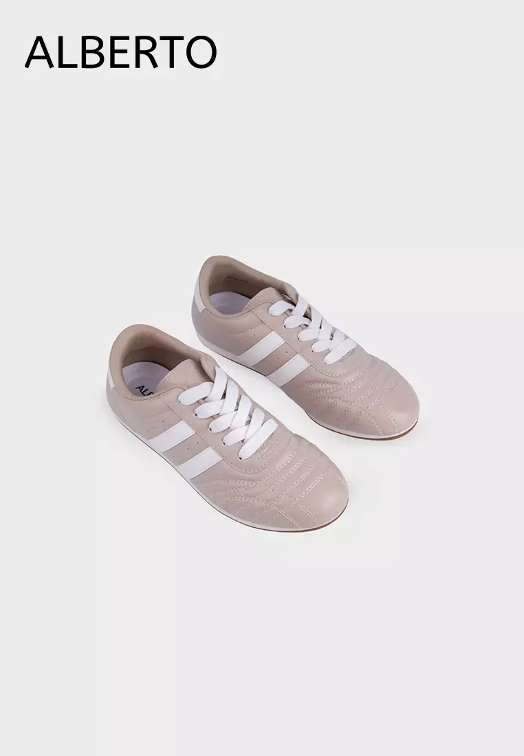 Women's Jeorgie Lace-Up Sneakers