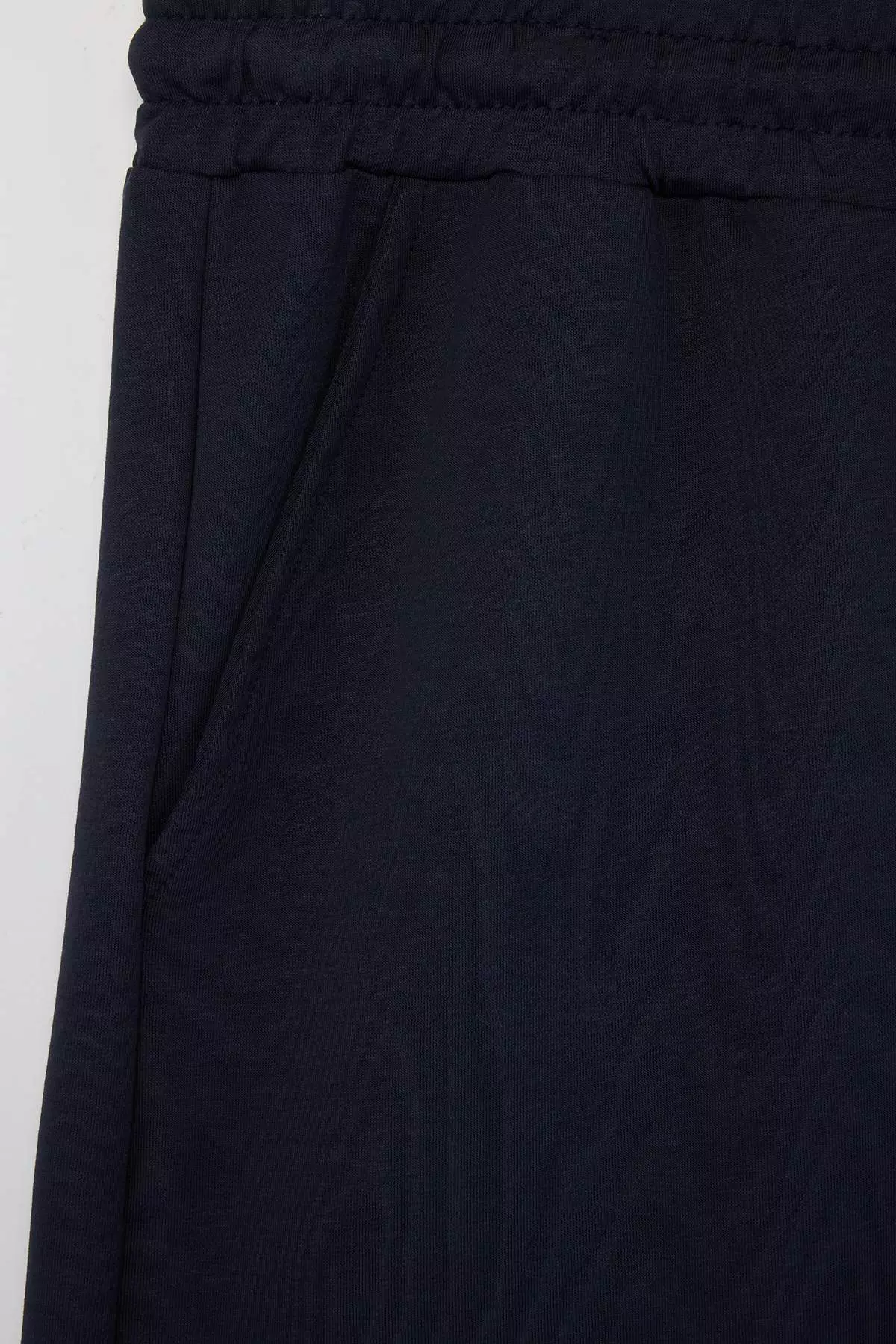 Plus Size Navy Blue Regular/Normal Fit Comfortable 100% Cotton Basic Shorts Tmnss24Ap00001
