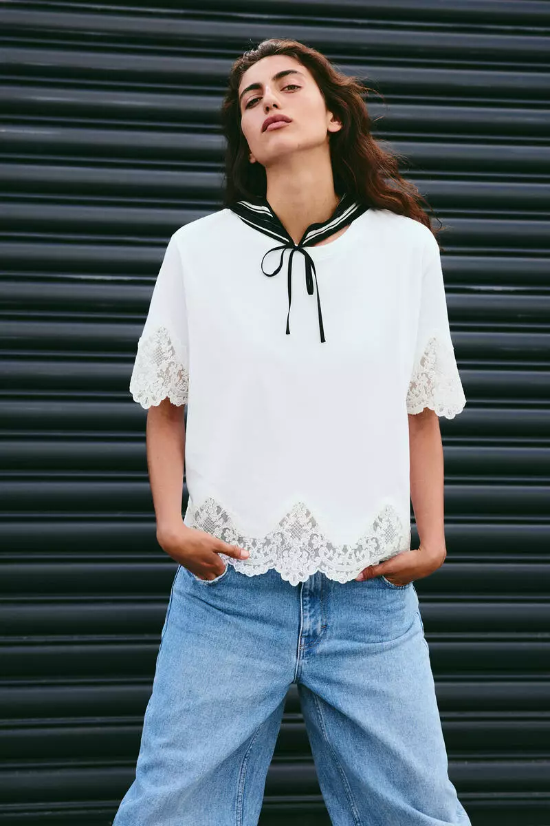 Lace-trimmed cotton T-shirt