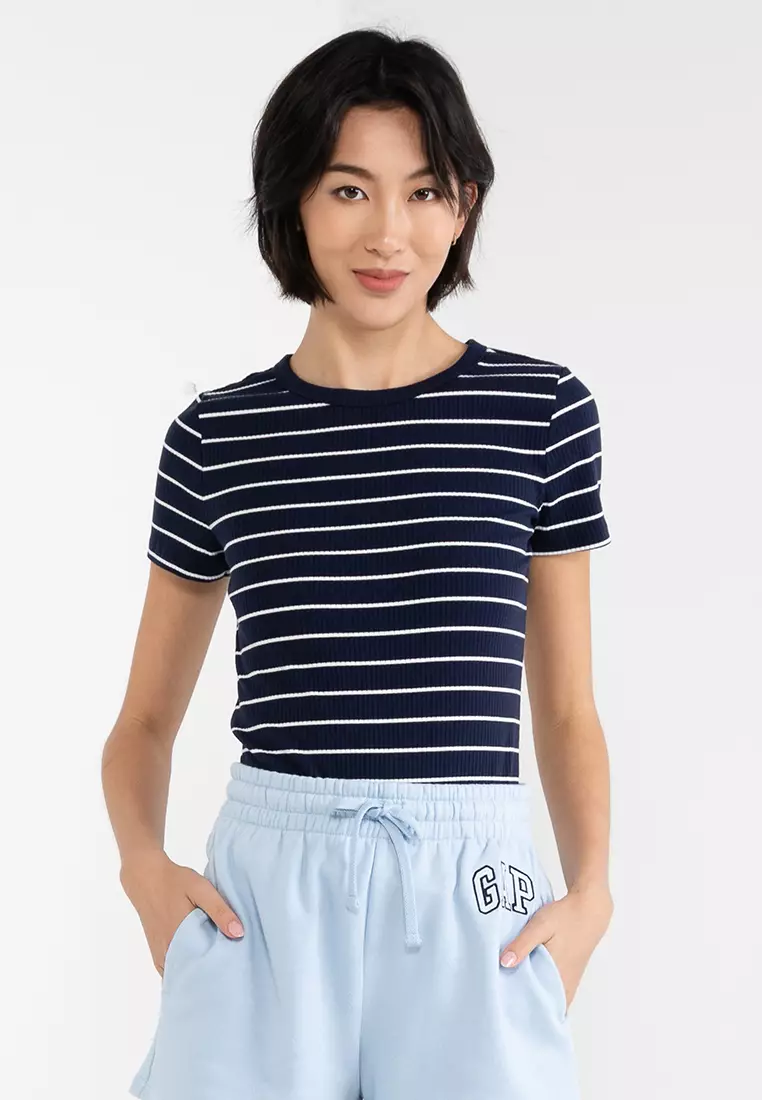 Gap slim fit shorts sale