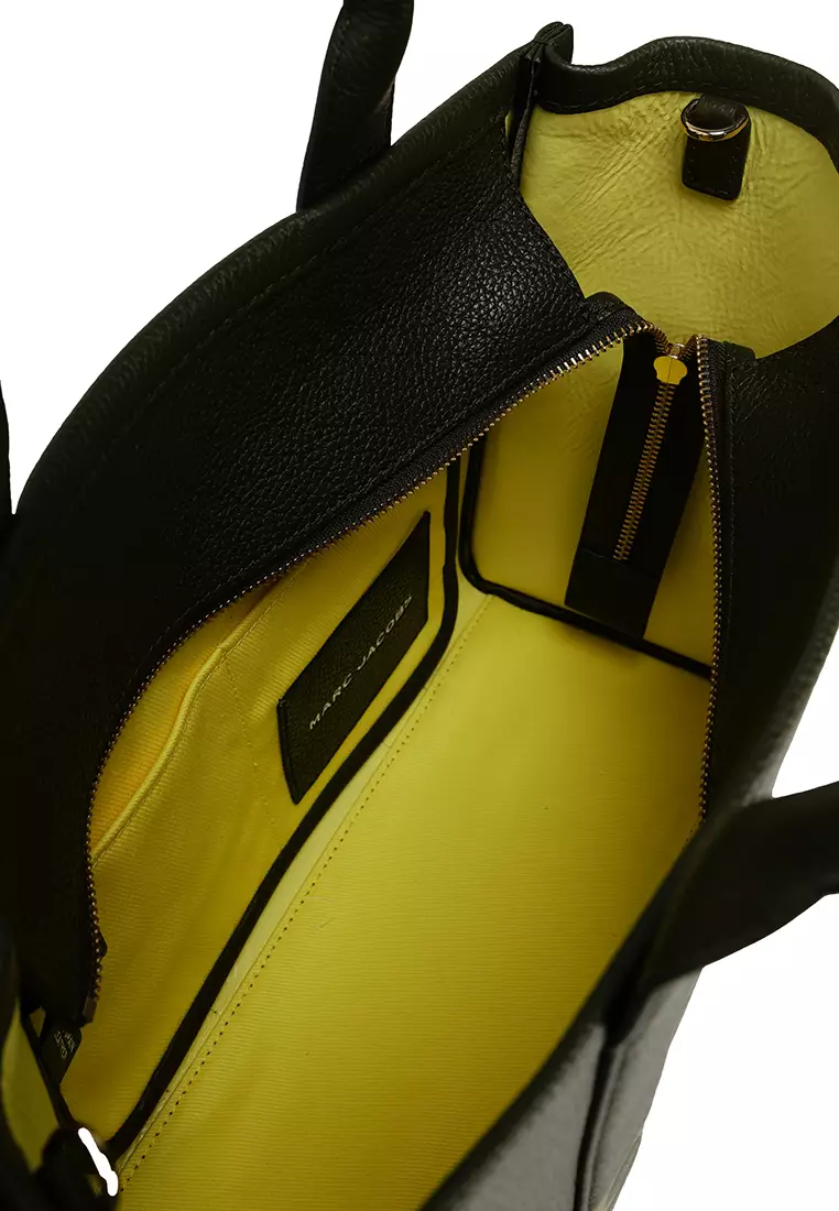 The Leather Medium Tote Bag (cq)