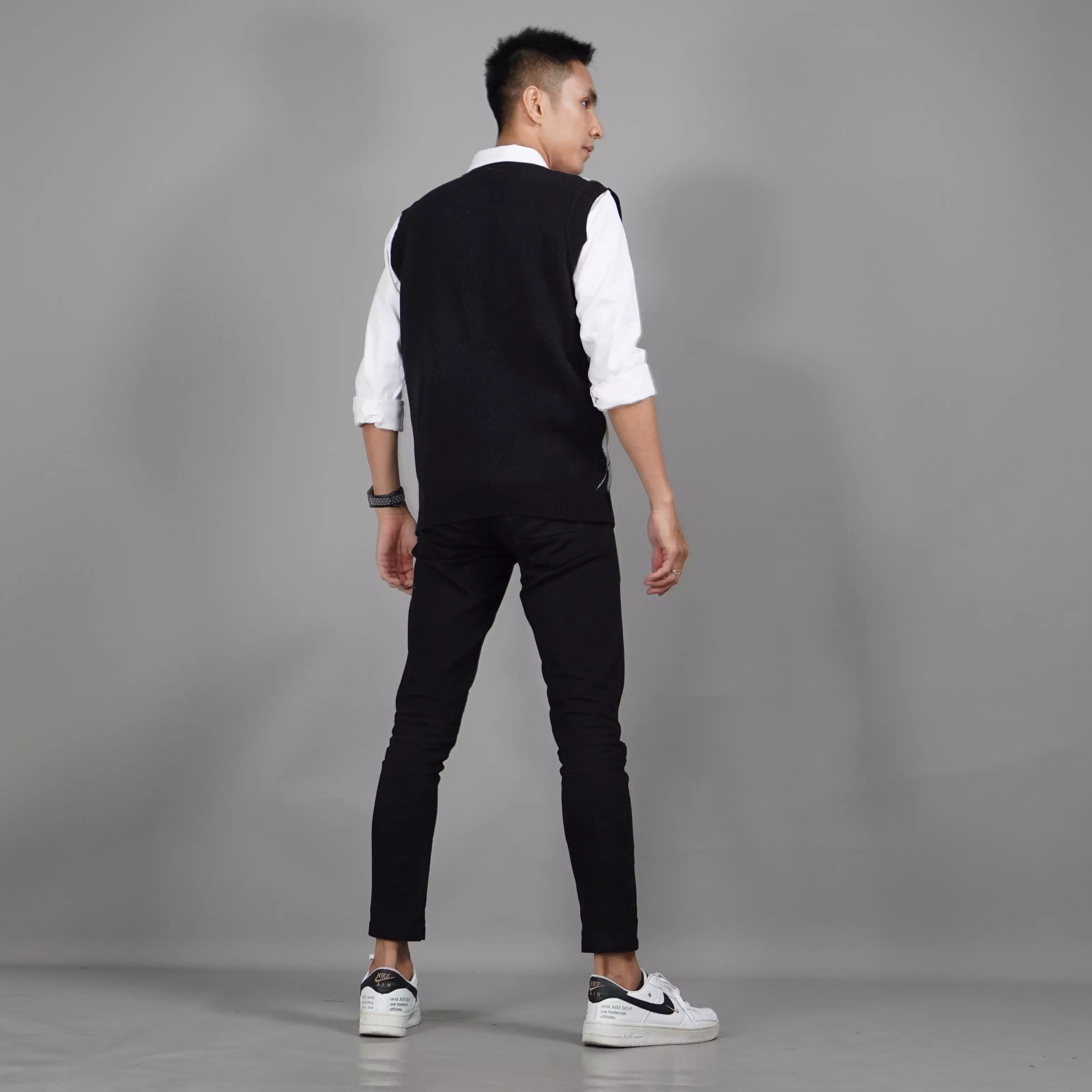  VEST MOTIF KOTAK Knit Vest Korean Style Knit Outerwear Pria - HITAM