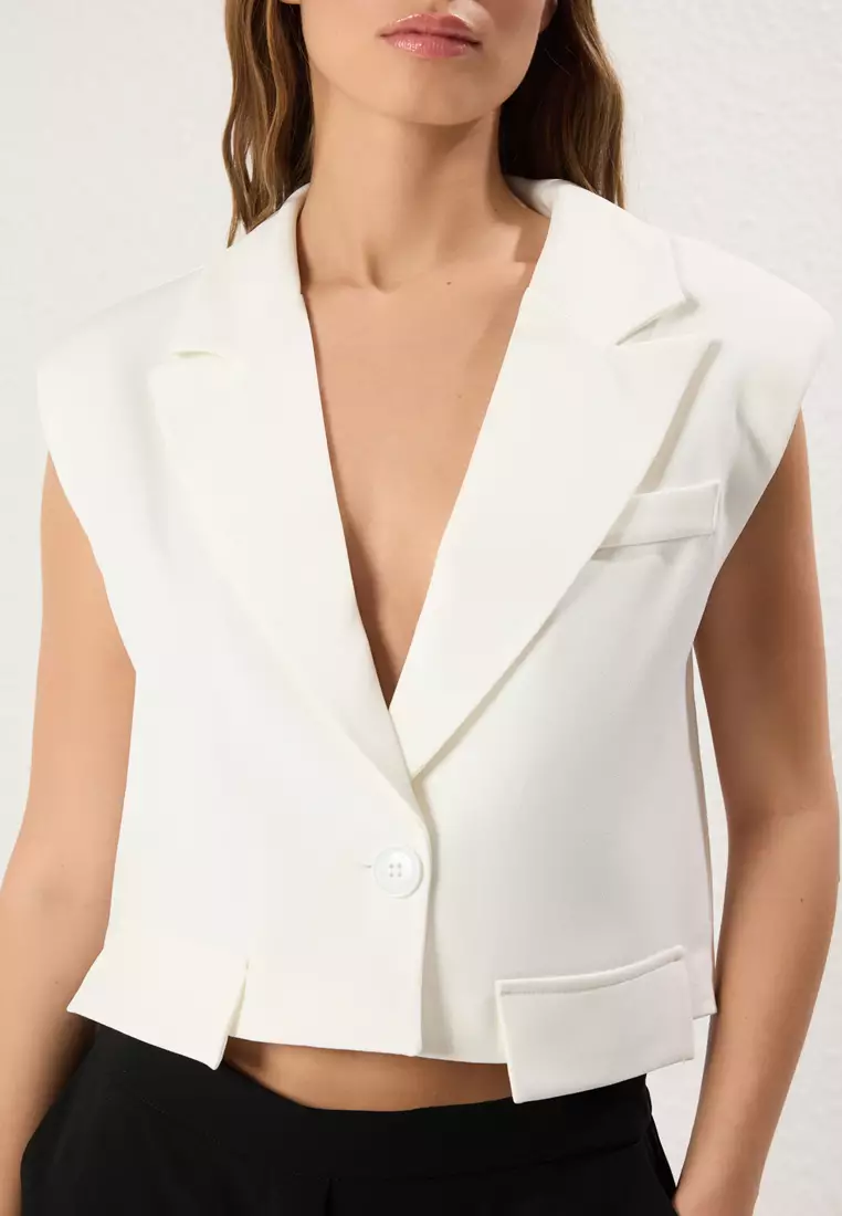 White Oversized Crop Pocket Detailed Woven Vest