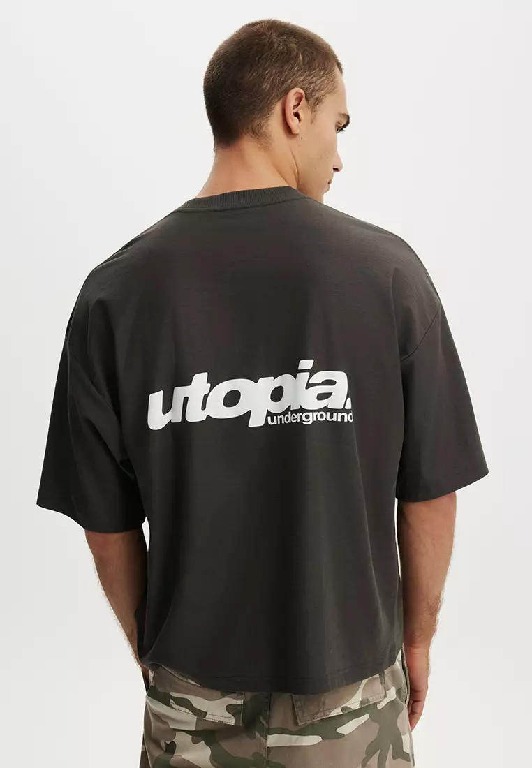 Cropped Fit Graphic T-Shirt