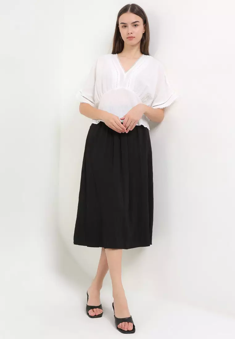 Lace Trimmed V Neck Dolman Sleeves Empire Blouse