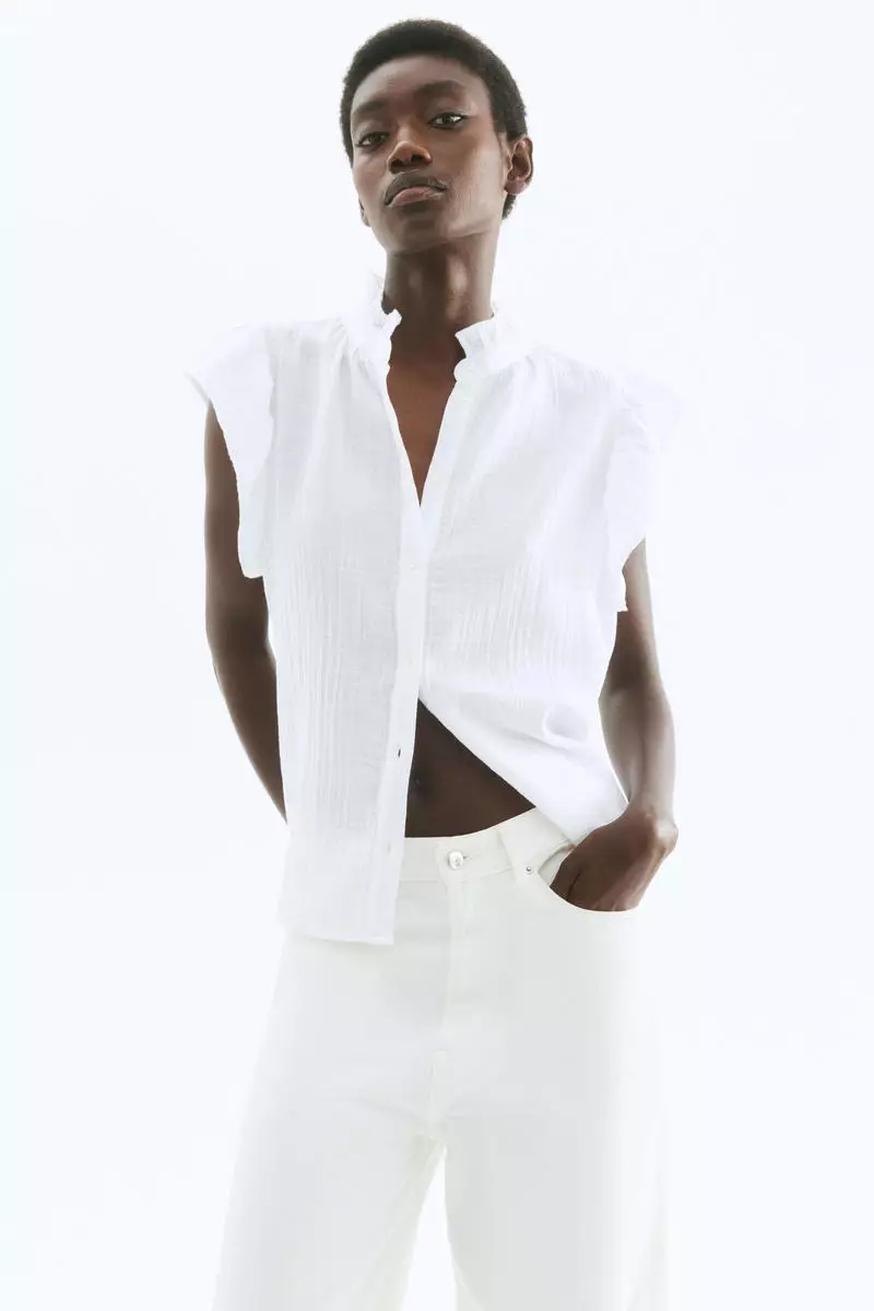 Flutter-sleeved muslin blouse