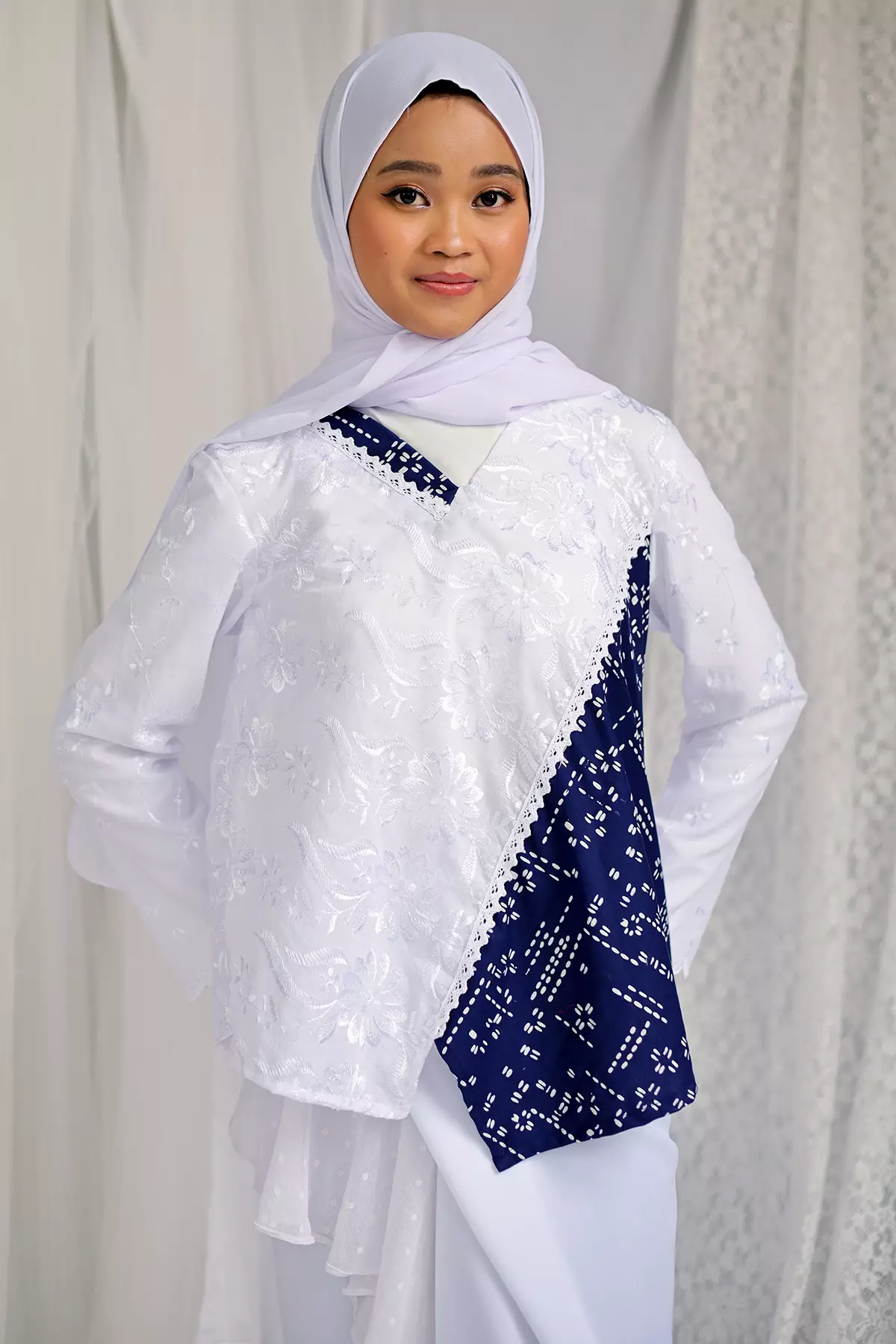 Lituhayu Sashiko Biru Blouse Batik Raya