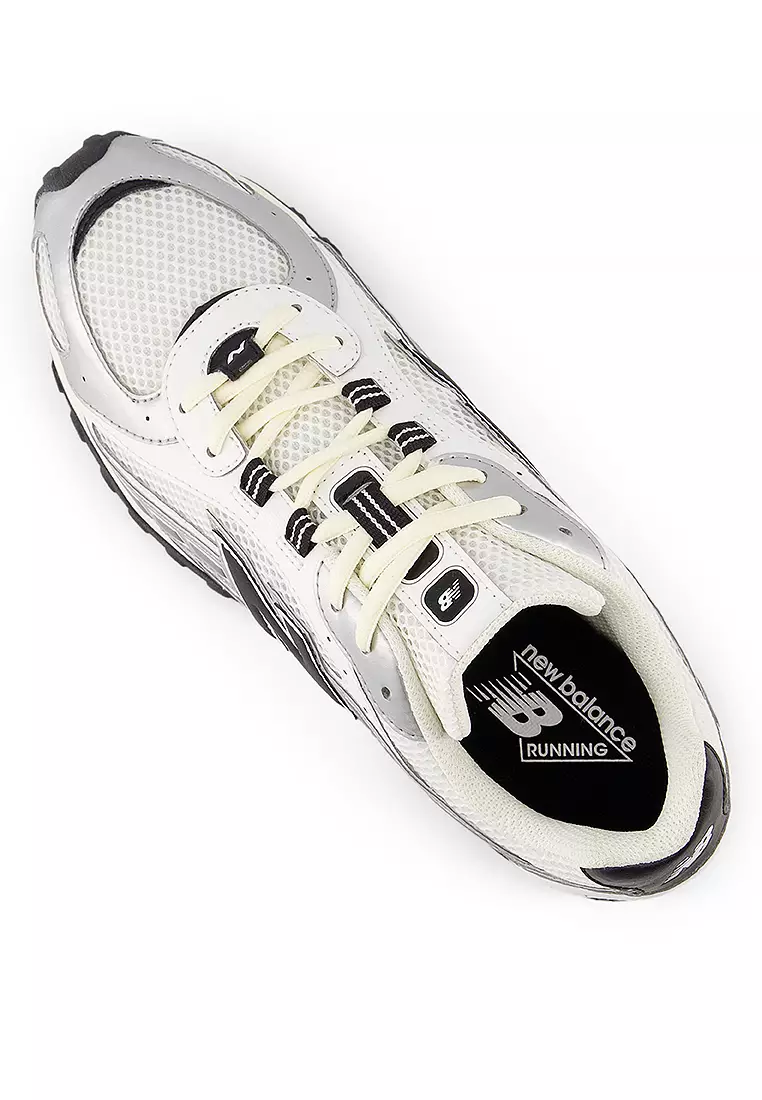 204L Classic Lifestyle Shoes