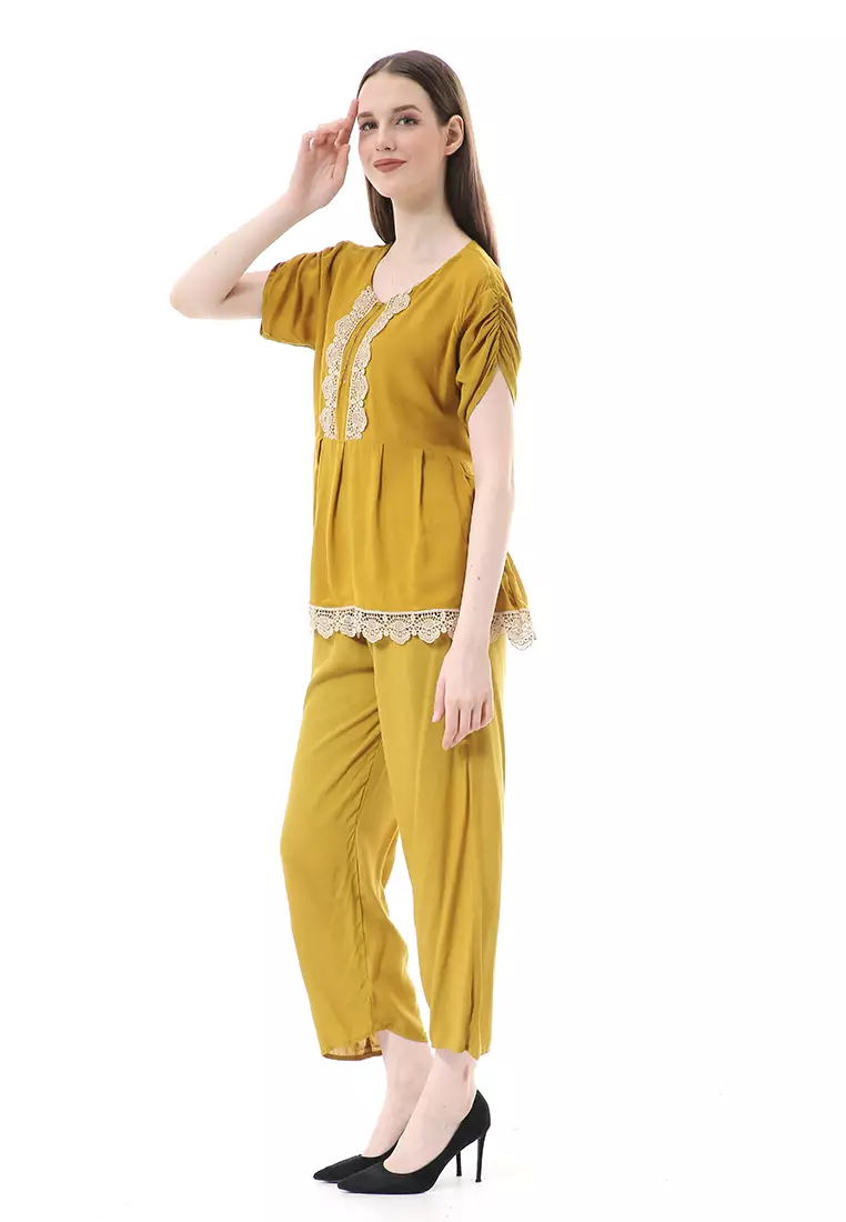 Zemira Piyama One Set Atasan Bawahan Wanita High Quality - Kuning Gold