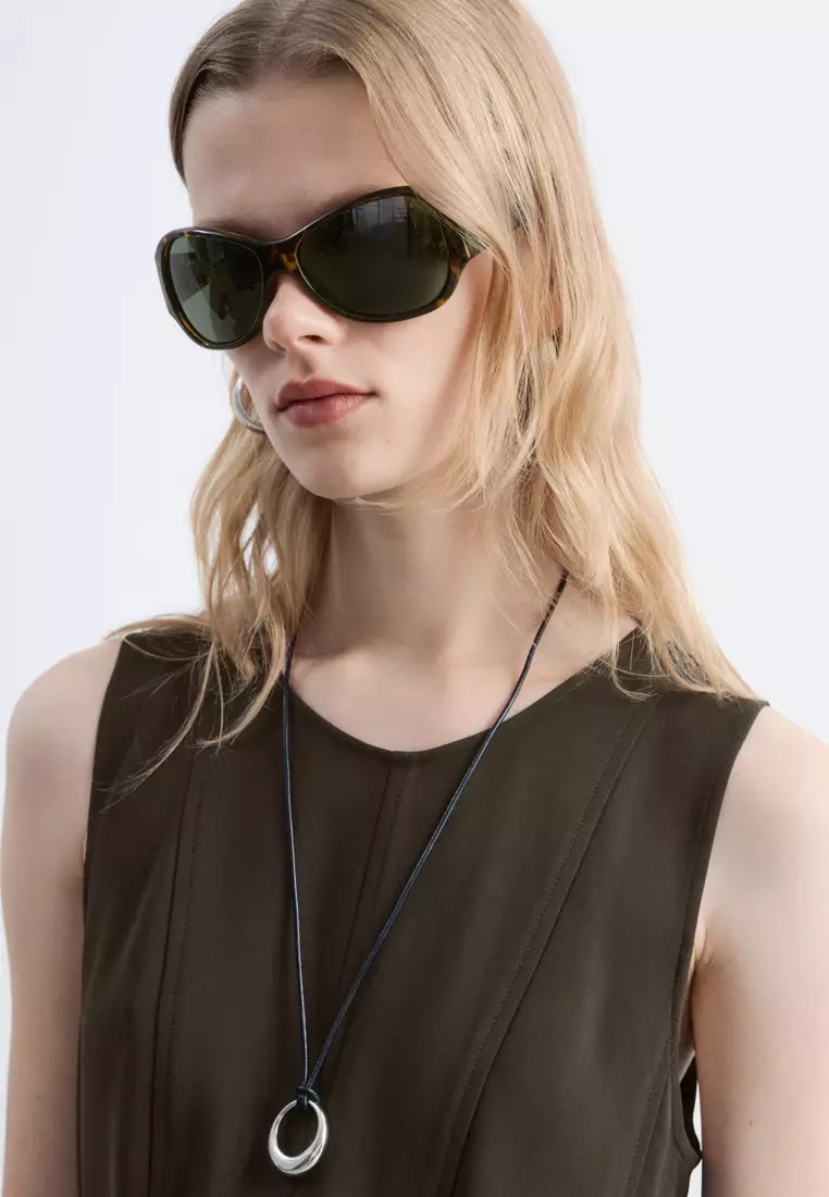 Vertical Cutline Midi Dress