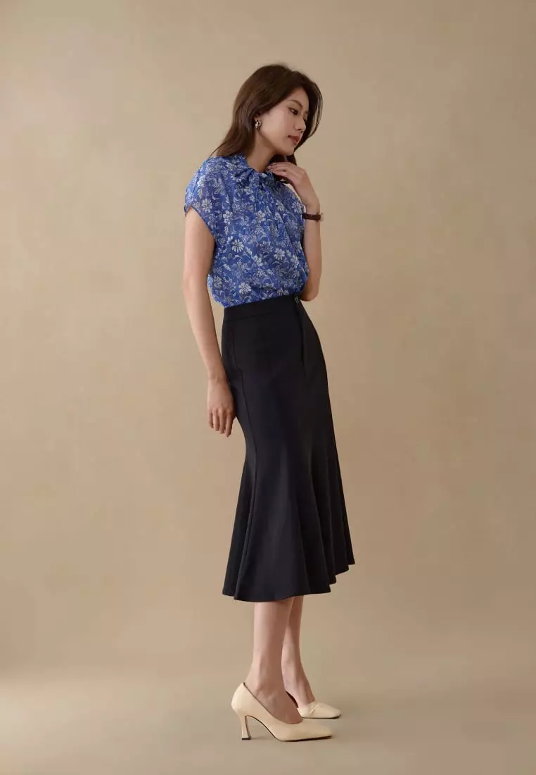 G2000 Tie-Neck Floral Print Blouse