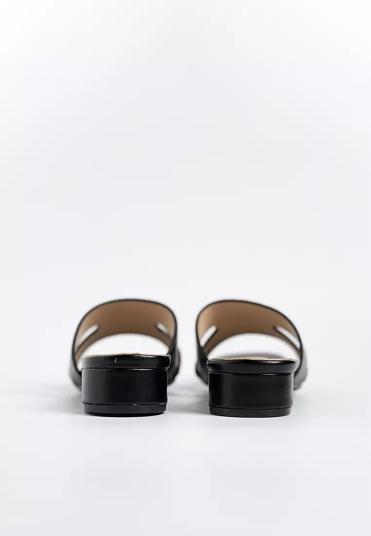 Herisse Low Heel Sandals