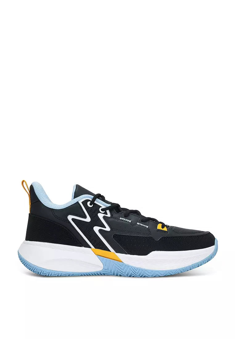 Mens basketball top shoes near me