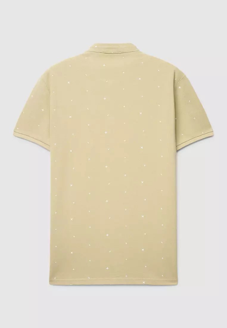 Man Short-Sleeved T-Shirt